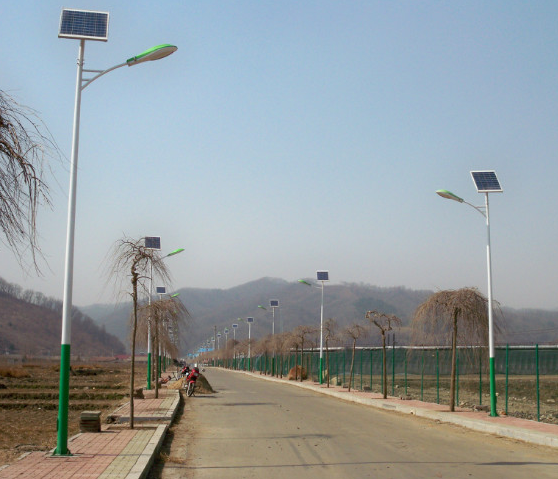 扬州市浩腾照明器材 产品展厅 >工厂太阳能路灯价格
